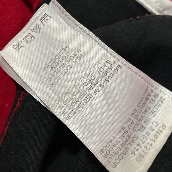 True Religion Shirt Mens Size Large L Black Red Short Sleeve T Tee Pullover Flaw - Picture 5 of 11